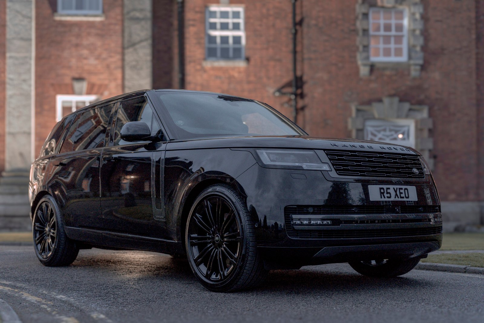 Range Rover Chauffeur Manchester